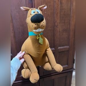 Scooby-Doo Push Dog Toy 2012 Six Flags stuffed animal